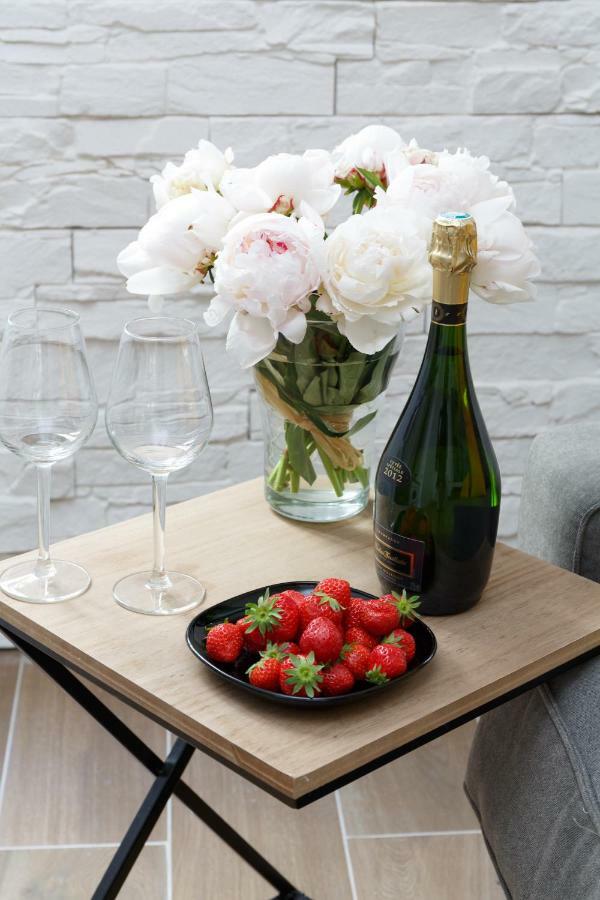 Well Located Studio -Ecole Militaries Champs De Mars Apartment Paris Exterior photo